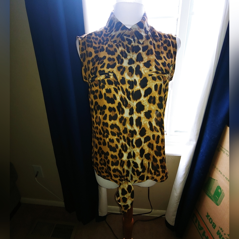 Ark & Co. Women's XS Leopard Print Blouse